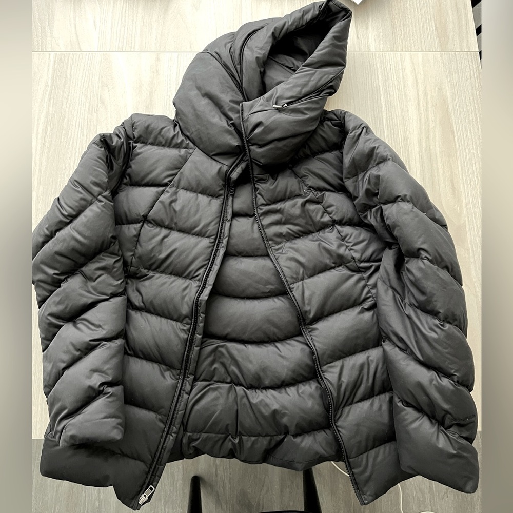 PATAGONIA PUFFER! Loved this jacket but I honestly haven’t worn it in a while!
